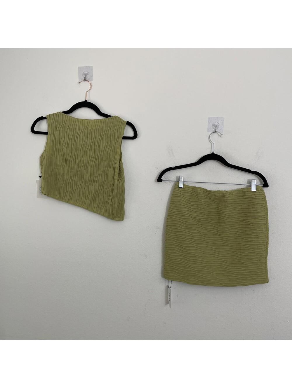 superdown Olive Green Ribbed Mini Skirt - Picture 7 of 8